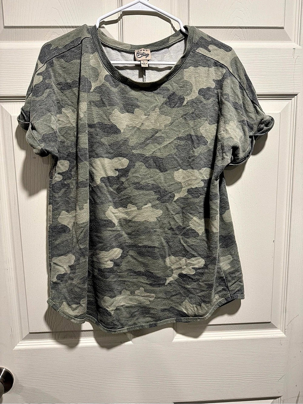 Como Vintage Camo Short Sleeve Tee in Green & Gray Size Large